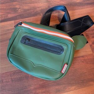 Hunter Target Crossbody